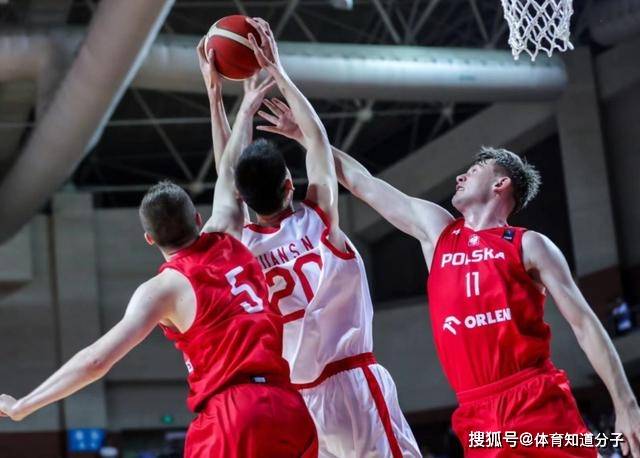 魔术轻取骑士,易建联状态火热 魔术轻取骑士,易建联状态火热