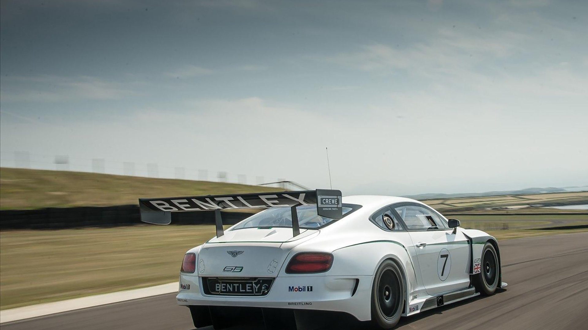 绿白军团客场奏凯，迪巴拉魔法点亮维也纳之夜