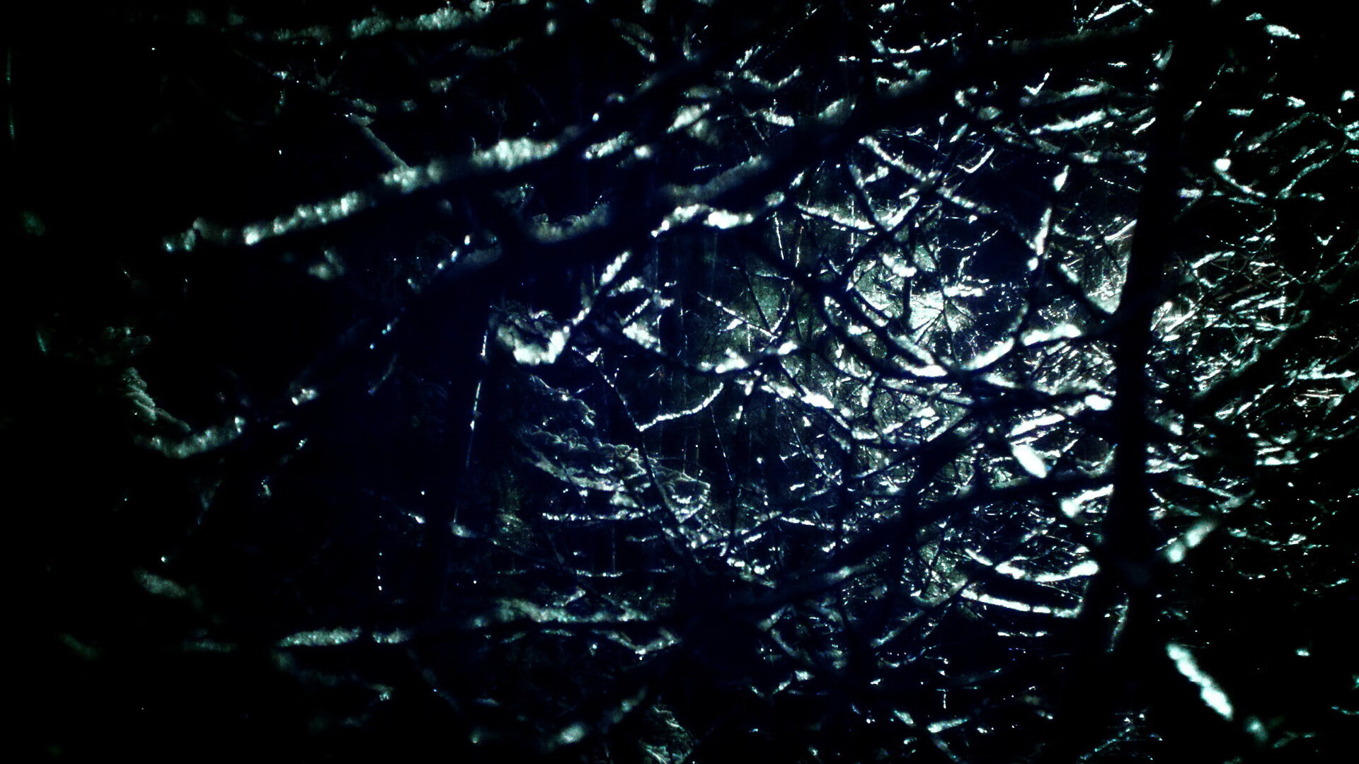 从奥斯梅恩到梅西,足球世界的双重变革